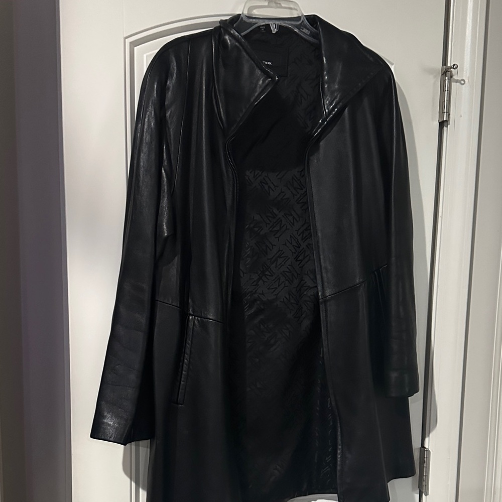 Jones New York Elegant Black Outerwear
